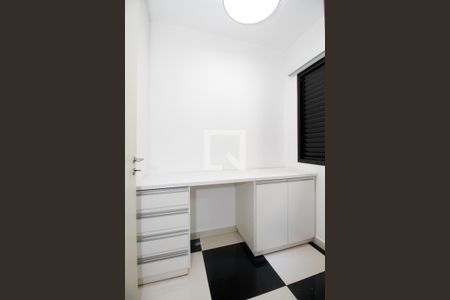 Escritório de apartamento para alugar com 2 quartos, 113m² em Sumaré, São Paulo