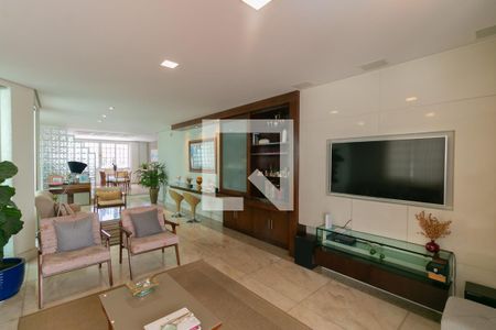 Casa à venda com 4 quartos, 393m² em Castelo, Belo Horizonte