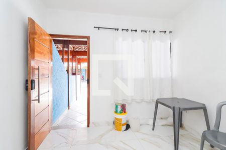 Sala de casa de condomínio para alugar com 2 quartos, 65m² em Limoeiro, São Paulo
