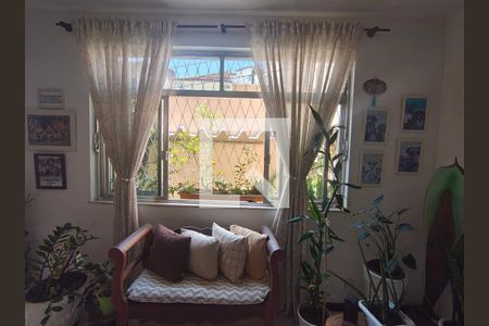 Sala de TV de casa de condomínio à venda com 4 quartos, 345m² em Tanque, Rio de Janeiro