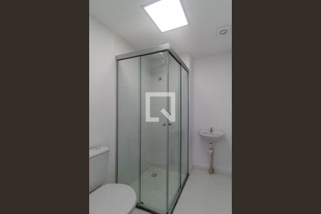 Banheiro de apartamento para alugar com 1 quarto, 24m² em Barra Funda, São Paulo