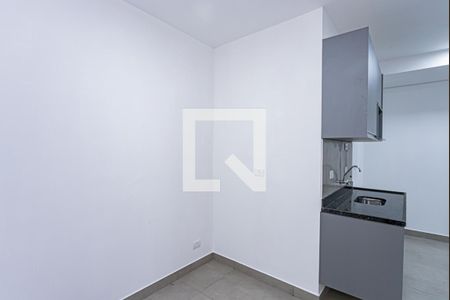 Sala, cozinha e área de serviço de apartamento para alugar com 1 quarto, 32m² em Brasilândia, São Paulo