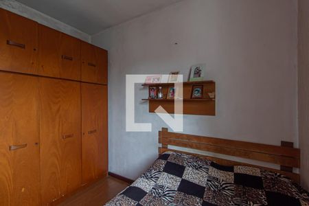 Quarto 2 de casa à venda com 3 quartos, 144m² em Vila Marieta, São Paulo