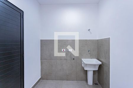 Sala, cozinha e área de serviço de apartamento para alugar com 1 quarto, 32m² em Brasilândia, São Paulo