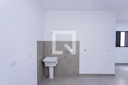 Sala, cozinha e área de serviço de apartamento para alugar com 1 quarto, 32m² em Brasilândia, São Paulo