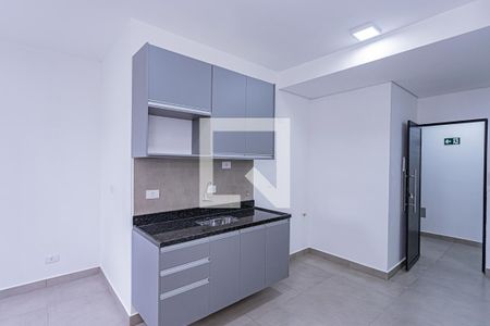 Sala, cozinha e área de serviço de apartamento para alugar com 1 quarto, 32m² em Brasilândia, São Paulo