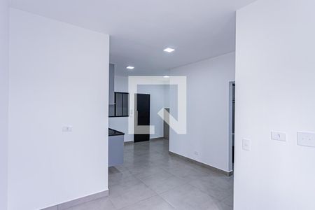 Sala, cozinha e área de serviço de apartamento para alugar com 1 quarto, 32m² em Brasilândia, São Paulo