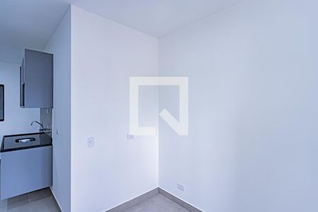 Sala, cozinha e área de serviço de apartamento para alugar com 1 quarto, 32m² em Brasilândia, São Paulo