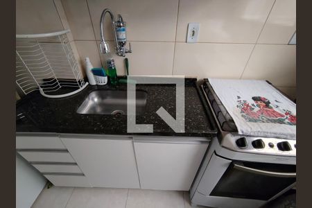 Cozinha de apartamento para alugar com 1 quarto, 30m² em Anil, Rio de Janeiro