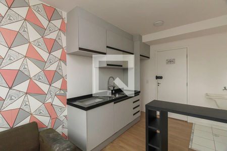 Sala/Cozinha de apartamento para alugar com 1 quarto, 26m² em Cidade Satelite Santa Barbara, São Paulo