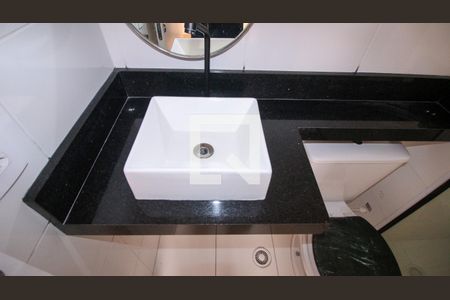 Banheiro de apartamento para alugar com 1 quarto, 26m² em Cidade Satelite Santa Barbara, São Paulo