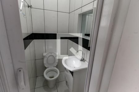 Lavabo de casa para alugar com 2 quartos, 77m² em Vila Franca, São Paulo