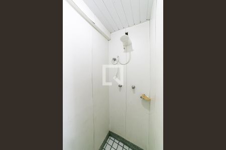 Banheiro da Suíte de kitnet/studio para alugar com 1 quarto, 48m² em Funcionários, Belo Horizonte