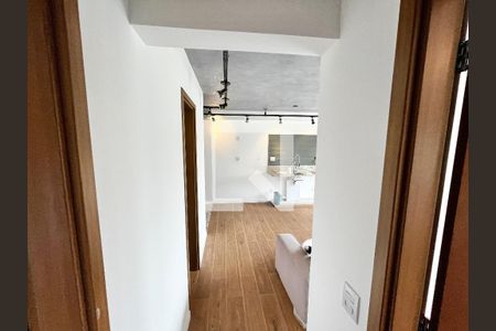 Corredor de apartamento para alugar com 2 quartos, 63m² em Jardim São Paulo, São Paulo