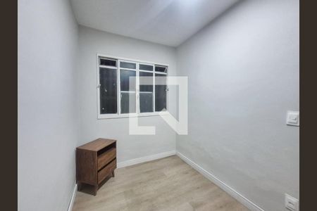 Quarto 1 de apartamento para alugar com 3 quartos, 57m² em Salgado Filho, Belo Horizonte