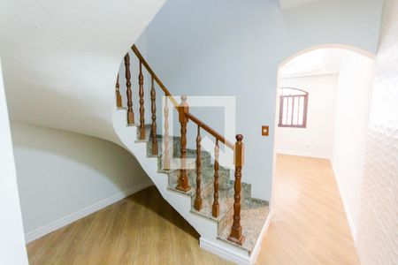 Sala de casa para alugar com 4 quartos, 210m² em Parque Oratório, Santo André