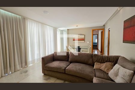 Apartamento à venda com 3 quartos, 160m² em Santo Agostinho, Belo Horizonte