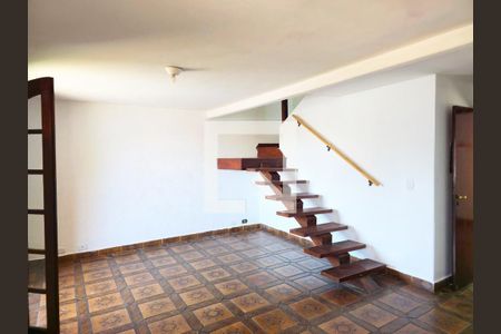 Sala de casa para alugar com 3 quartos, 226m² em Vila Galvão, Guarulhos