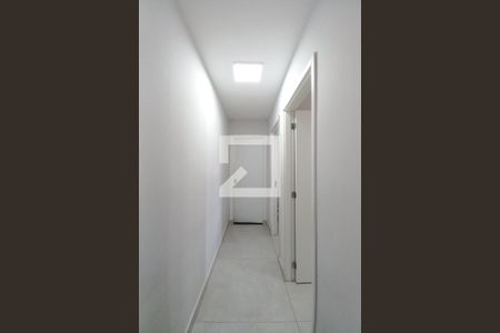 Corredor  de apartamento à venda com 2 quartos, 44m² em Jardim Garcia, Campinas