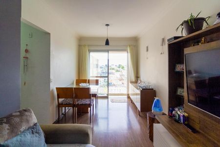 Sala de apartamento para alugar com 3 quartos, 67m² em Santa Constança, São Paulo