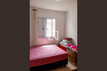 Quarto 1 de apartamento para alugar com 2 quartos, 50m² em Metalúrgicos, Osasco