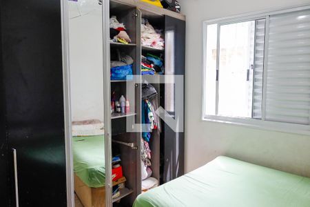 Quarto 2 de apartamento para alugar com 2 quartos, 50m² em Metalúrgicos, Osasco