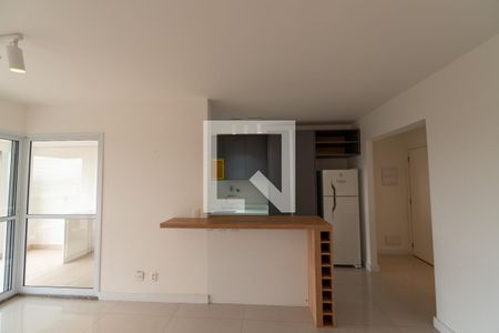 Sala de apartamento para alugar com 3 quartos, 75m² em Alphaville Empresarial, Barueri
