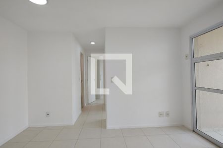 Sala de apartamento para alugar com 2 quartos, 60m² em Recreio dos Bandeirantes, Rio de Janeiro