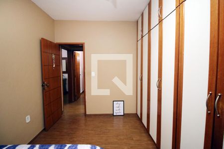 Quarto 1 de casa à venda com 2 quartos, 130m² em Penha Circular, Rio de Janeiro