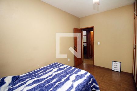 Quarto 1 de casa à venda com 2 quartos, 130m² em Penha Circular, Rio de Janeiro