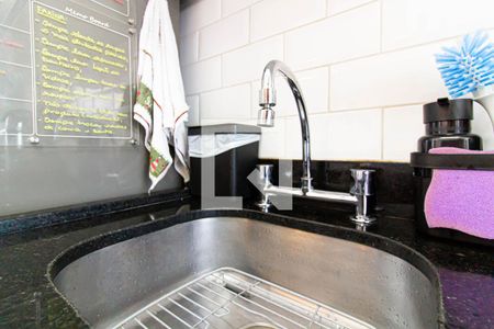 Cozinha de apartamento à venda com 2 quartos, 53m² em Vila Leopoldina, São Paulo