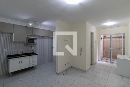 Sala/Cozinha de apartamento para alugar com 1 quarto, 42m² em Vila Granada, São Paulo