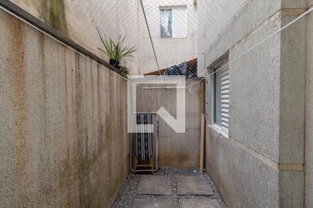 Varanda Sala/Cozinha de apartamento para alugar com 1 quarto, 42m² em Vila Granada, São Paulo