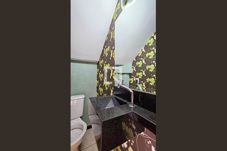 Lavabo de casa de condomínio para alugar com 3 quartos, 100m² em Cidade Dutra, São Paulo