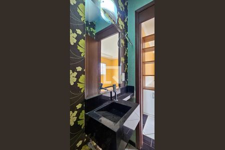 Lavabo de casa de condomínio para alugar com 3 quartos, 100m² em Cidade Dutra, São Paulo