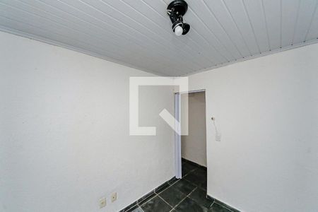 Quarto 1 de casa para alugar com 2 quartos, 75m² em Vila Carrão, São Paulo