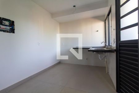Sala/Cozinha de apartamento para alugar com 1 quarto, 37m² em Vila Esperança, São Paulo