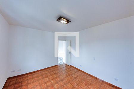 Quarto 2 de casa para alugar com 2 quartos, 75m² em Jardim Paraguacu, São Paulo