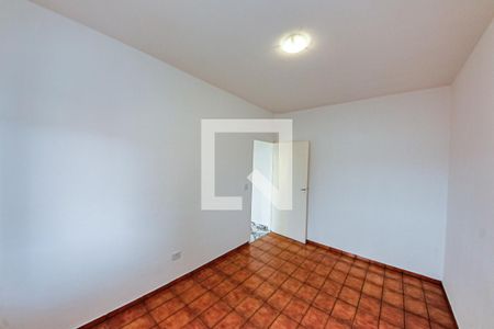 Quarto 1 de casa para alugar com 2 quartos, 75m² em Jardim Paraguacu, São Paulo