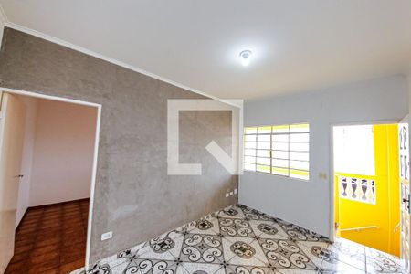 Sala de casa para alugar com 2 quartos, 75m² em Jardim Paraguacu, São Paulo