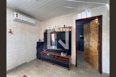 SALA de casa para alugar com 2 quartos, 110m² em Rio dos Sinos, São Leopoldo