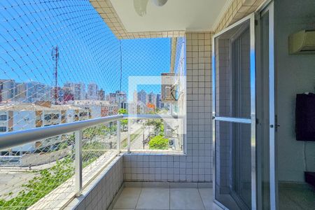 varanda de apartamento para alugar com 3 quartos, 90m² em Jardim Las Palmas, Guarujá