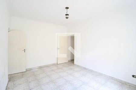 Suíte de casa para alugar com 2 quartos, 300m² em Parque Edu Chaves, São Paulo