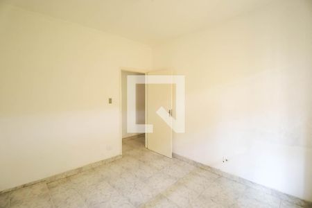 Quarto de casa para alugar com 2 quartos, 300m² em Parque Edu Chaves, São Paulo