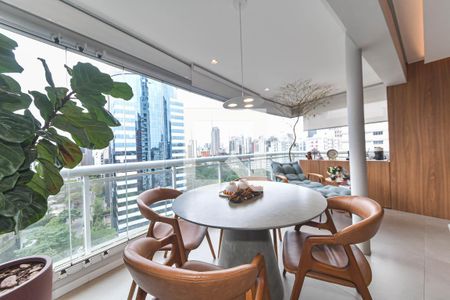 Sala - Varanda de apartamento à venda com 1 quarto, 76m² em Cidade Monções, São Paulo