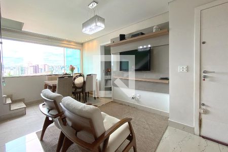 Sala de apartamento à venda com 2 quartos, 150m² em Ipiranga, Belo Horizonte