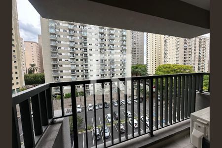 Varanda de apartamento para alugar com 1 quarto, 52m² em Alphaville Industrial, Barueri