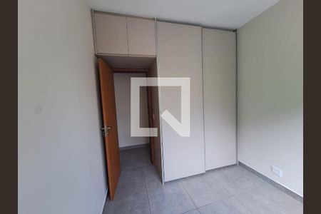 Quarto 1 de apartamento para alugar com 3 quartos, 120m² em Ipiranga, Belo Horizonte