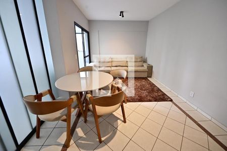 Sala de apartamento para alugar com 2 quartos, 67m² em Setor Bueno, Goiânia