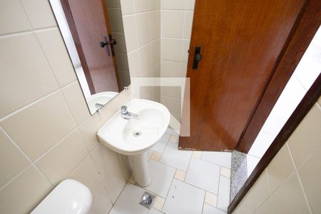 lavabo de casa de condomínio à venda com 2 quartos, 64m² em Copacabana, Belo Horizonte